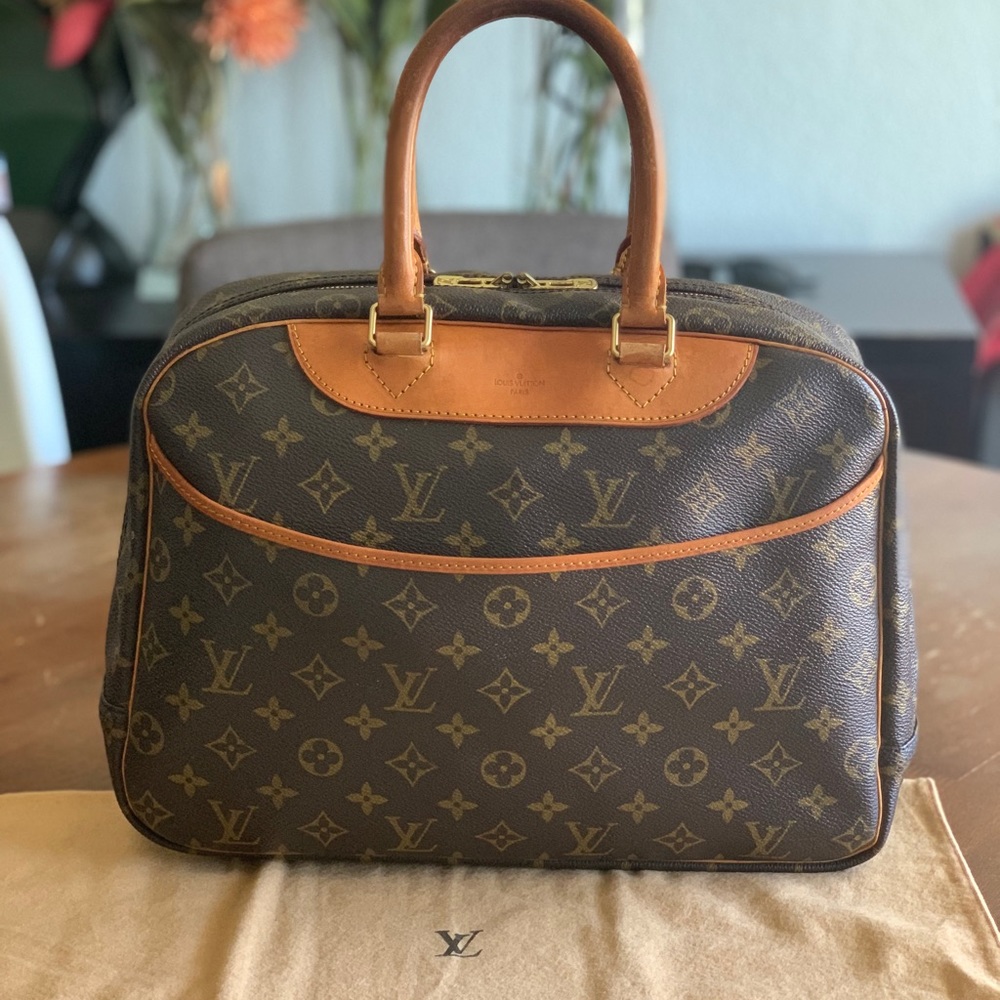 Louis Vuitton Deauville